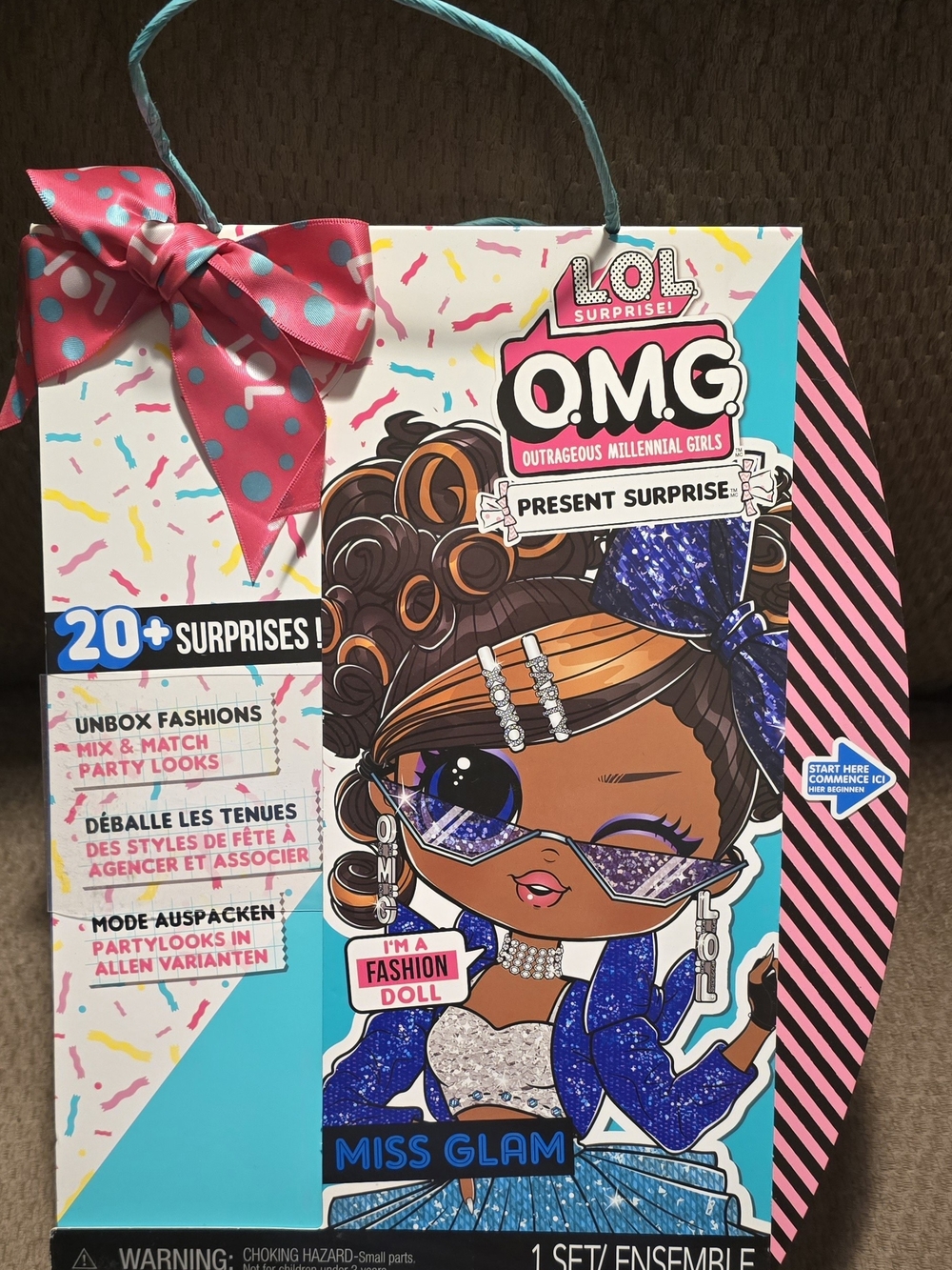 **NEW** L.O.L. Surprise! O.M.G. Miss Glam Present Surprise - Blue Fashion Doll